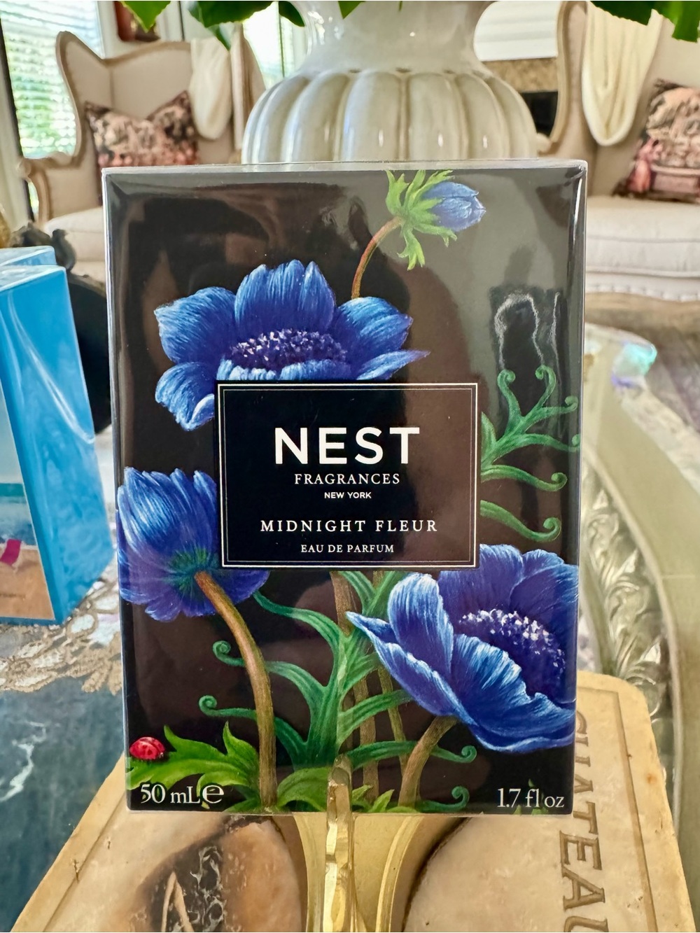 NEST Fragrances Midnight Fleur Blue Floral Box